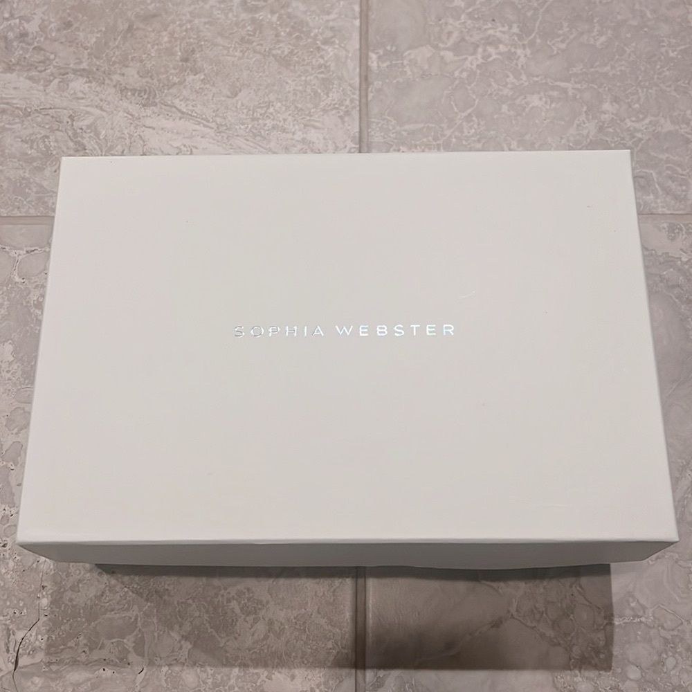 Sophia Webster Margaux Embellished Pointed Toe Pumps in Ivory Satin, New,Size 38 - Picture 15 of 16